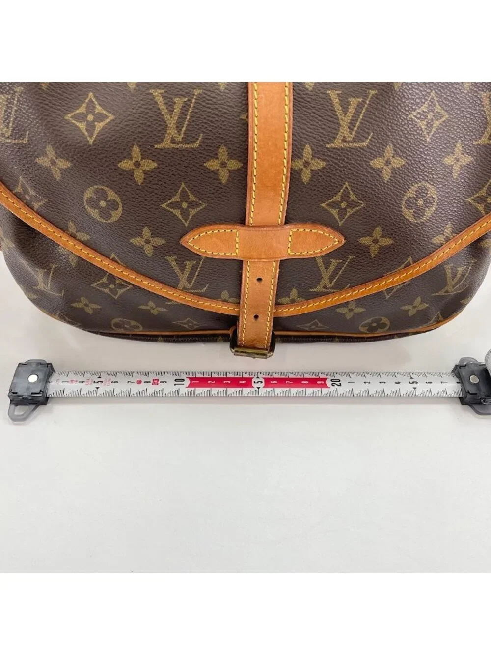 Louis Vuitton Shoulder Bag Saumur 30